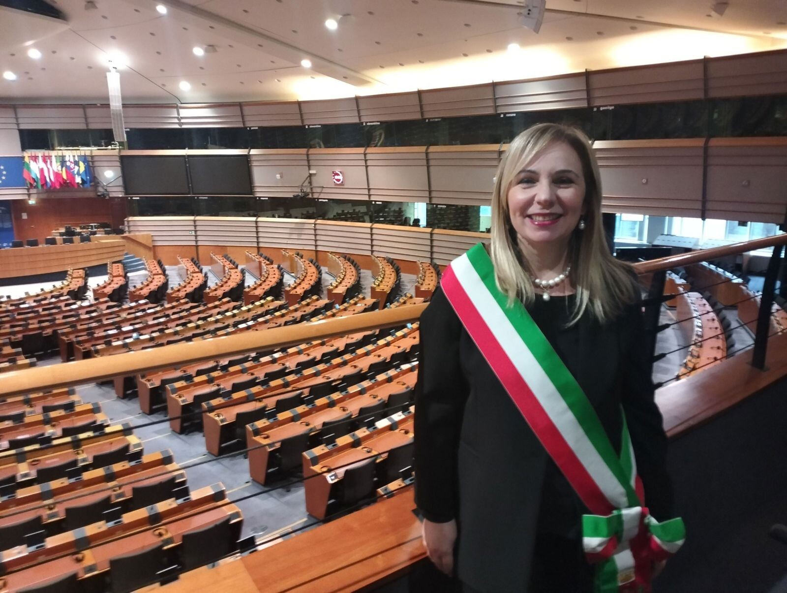 images Gioia Tauro, proiettili di kalashnikov e di pistola nella buca delle lettere del sindaco