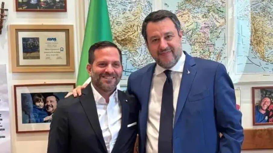 images Catanzaro, l’avvocato Santacroce entra nella Lega