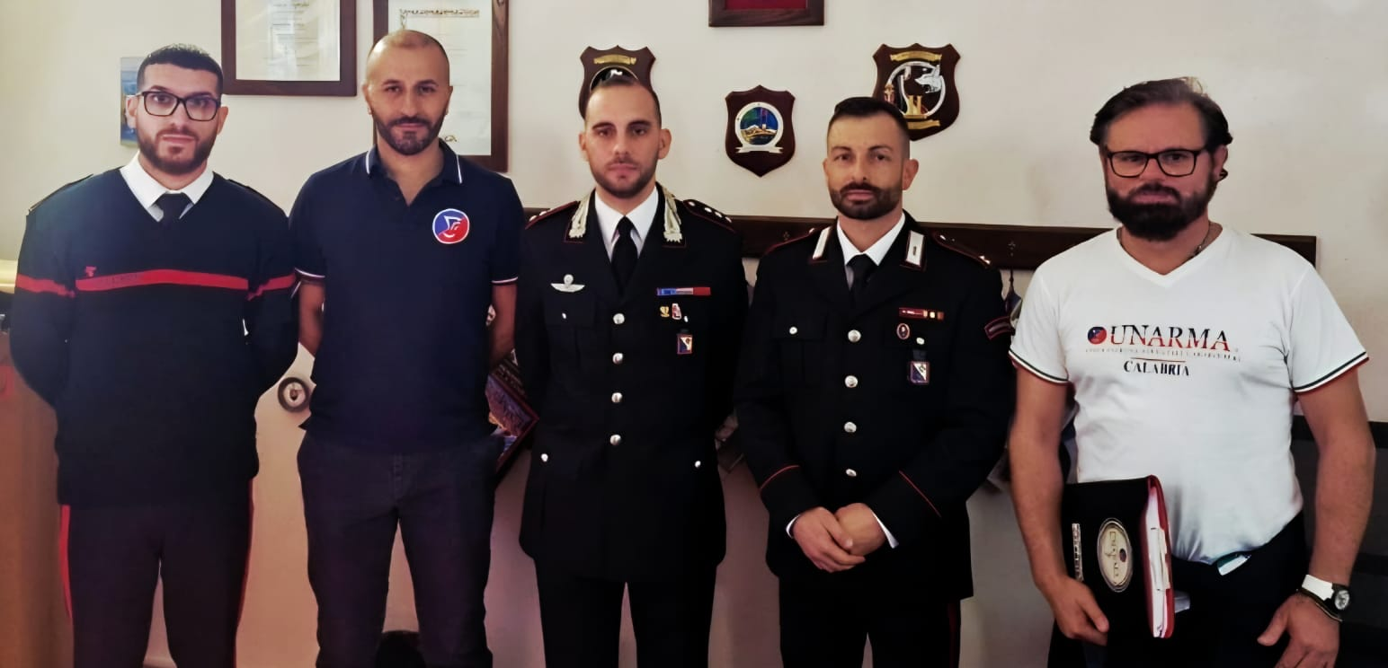 Una delegazione di Unarma incontra il nuovo comandante della Compagnia Carabinieri di Paola