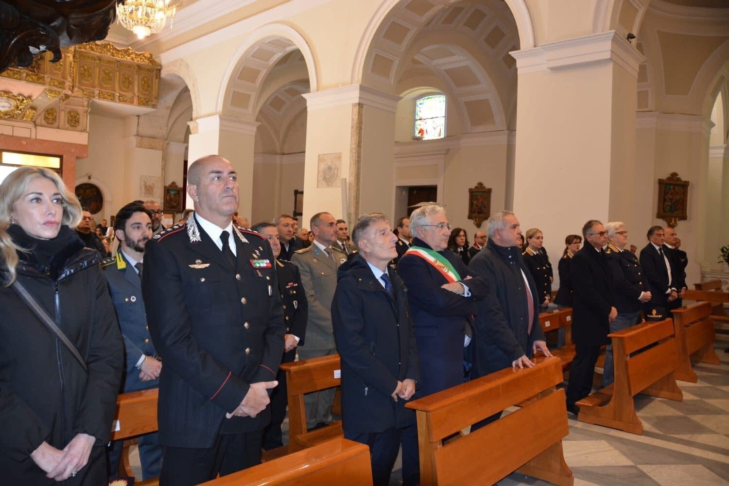 Lamezia, la Polizia ricorda il Sovrintendente Capo Aversa e la moglie nel 34° anniversario della loro morte images Lamezia, la Polizia ricorda il Sovrintendente Capo Aversa e la moglie nel 34° anniversario della loro morte