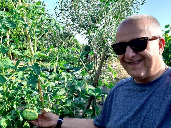 images S. Caterina dello Jonio. Con Mimmo nel suo orto a km zero dove si "combatte" la nociva insicurezza alimentare 