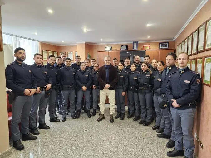 La questura di Vibo si "rinforza": arrivati 4 ispettori, 15 vice ispettori e 18 agenti images La questura di Vibo si "rinforza": arrivati 4 ispettori, 15 vice ispettori e 18 agenti