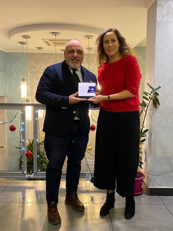 “Doctorium” dona bonus spesa alla Onlus “La fenice” di Catanzaro images “Doctorium” dona bonus spesa alla Onlus “La fenice” di Catanzaro