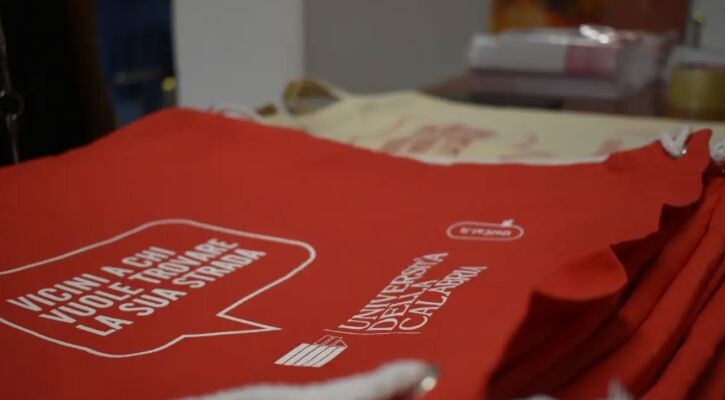 Idee creative per il merchandising d'Ateneo: l'UniCal lancia il Community Contest images Idee creative per il merchandising d'Ateneo: l'UniCal lancia il Community Contest
