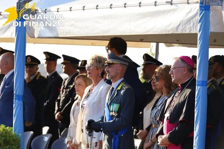 Le Fiamme Gialle di Crotone celebrano i 251 anni dalla fondazione del Corpo (IL BILANCIO) images Le Fiamme Gialle di Crotone celebrano i 251 anni dalla fondazione del Corpo (IL BILANCIO)