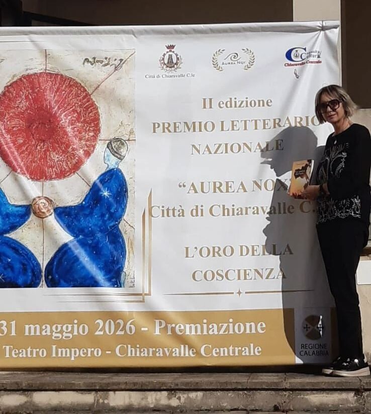 images Menzione d'onore alla scrittrice catanzarese Daniela Rabia al premio letterario "Aurea Nox" Città di Chiaravalle