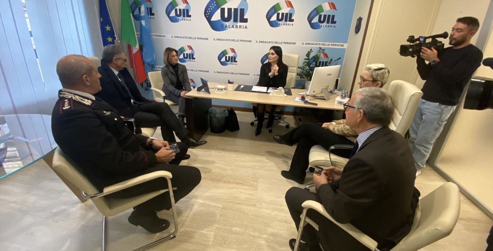 images Mobbing e stalking, Uil Calabria apre un nuovo presidio di ascolto e tutela per le donne
