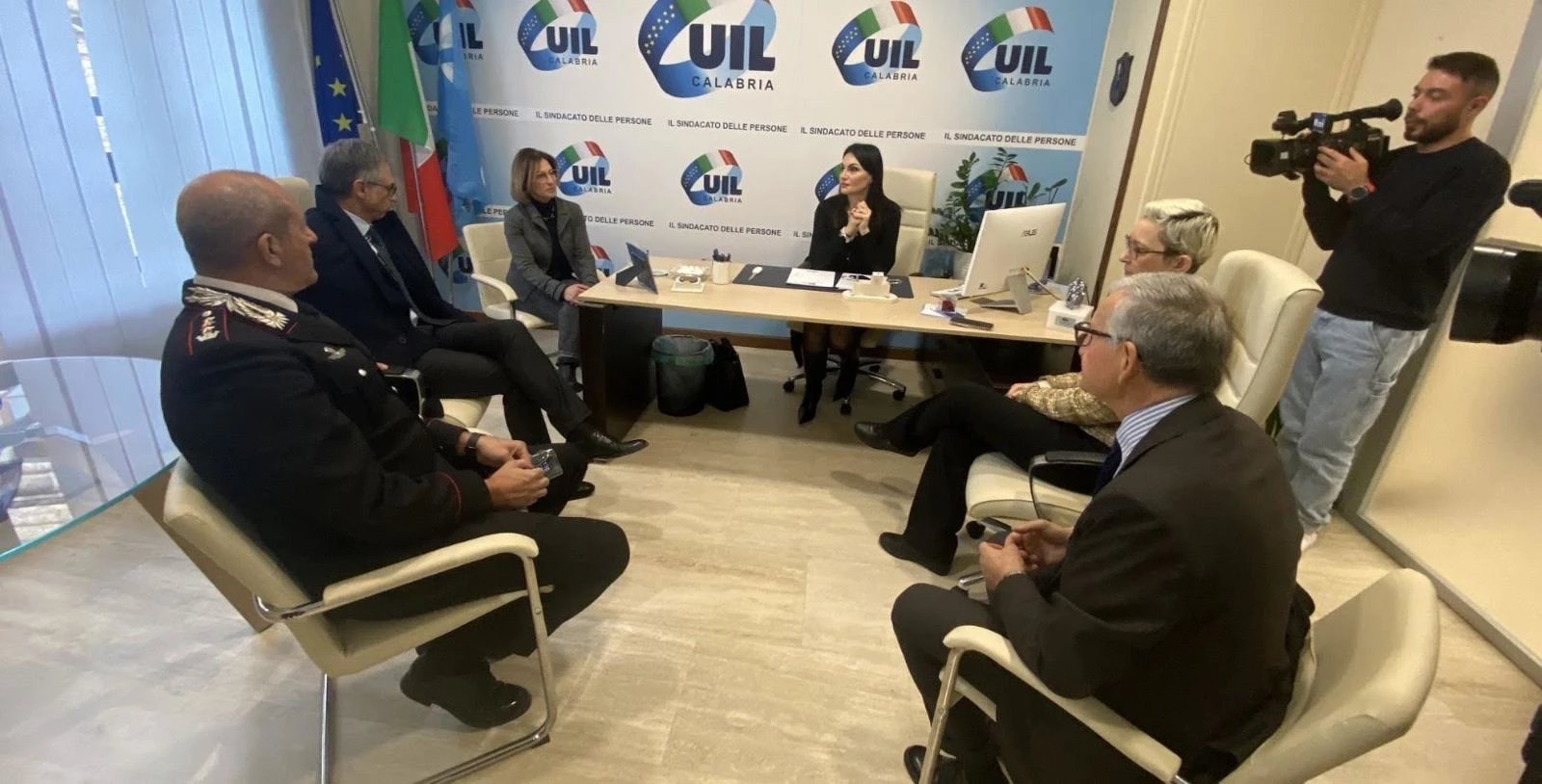 Mobbing e stalking, Uil Calabria apre un nuovo presidio di ascolto e tutela per le donne
