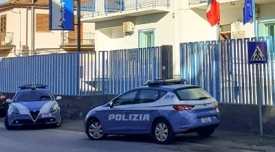 Taurianova, lotta al traffico di stupefacenti: arrestato un 25enne trovato in possesso di marijuana
&nbsp;