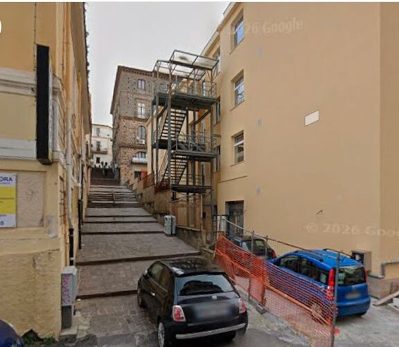 Dragone: "Finisce l'era del Liceo Siciliani a via Turco, quella scalinata vuota dovrebbe tornare a rivivere" images Dragone: "Finisce l'era del Liceo Siciliani a via Turco, quella scalinata vuota dovrebbe tornare a rivivere"