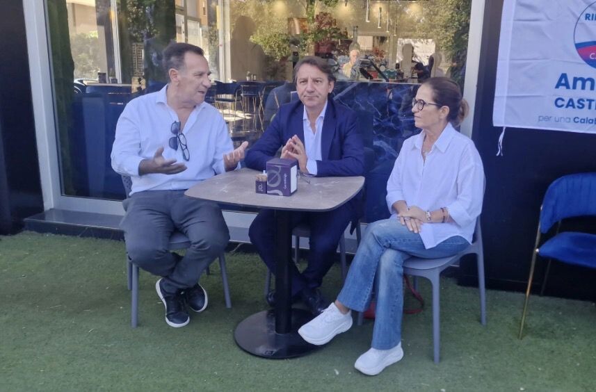 images Potere al Popolo Calabria: “AVS critica la nomina di Filomena Greco, ma dimentica la loro alleanza”