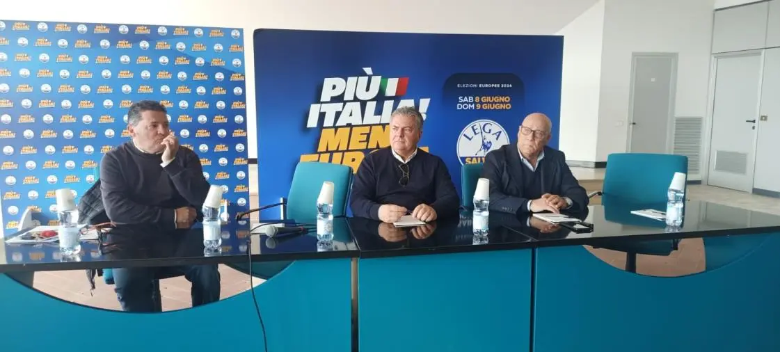 Iniziativa della Lega a Catanzaro per programmare il futuro, Filippo Mancuso: “Centrodestra unito” images Iniziativa della Lega a Catanzaro per programmare il futuro, Filippo Mancuso: “Centrodestra unito”