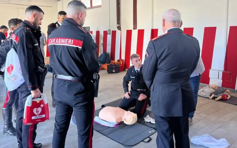 images Formazione per i&nbsp;carabinieri della Compagnia di Soverato con il Corso BLS-D