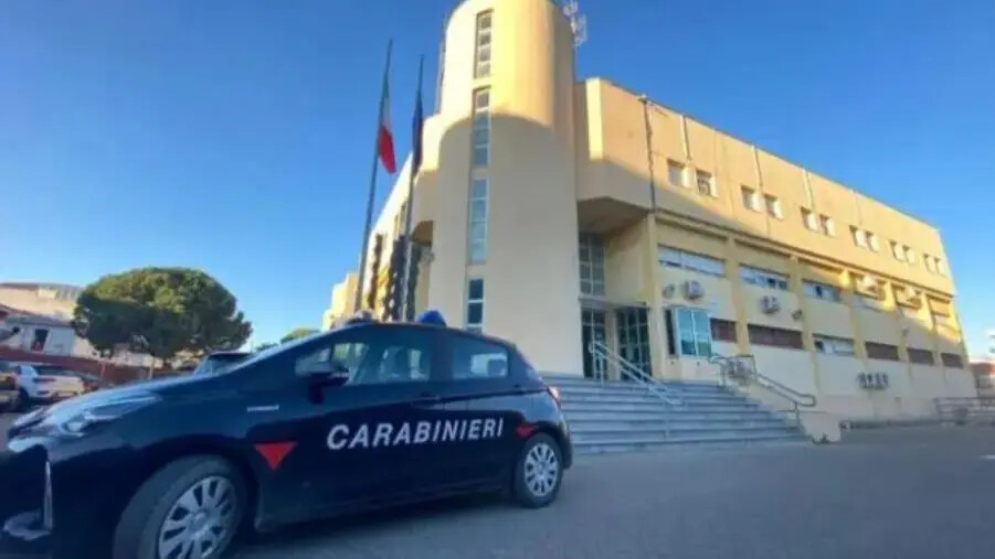 images Crotone, sequestrati 2,5 chili di hashish