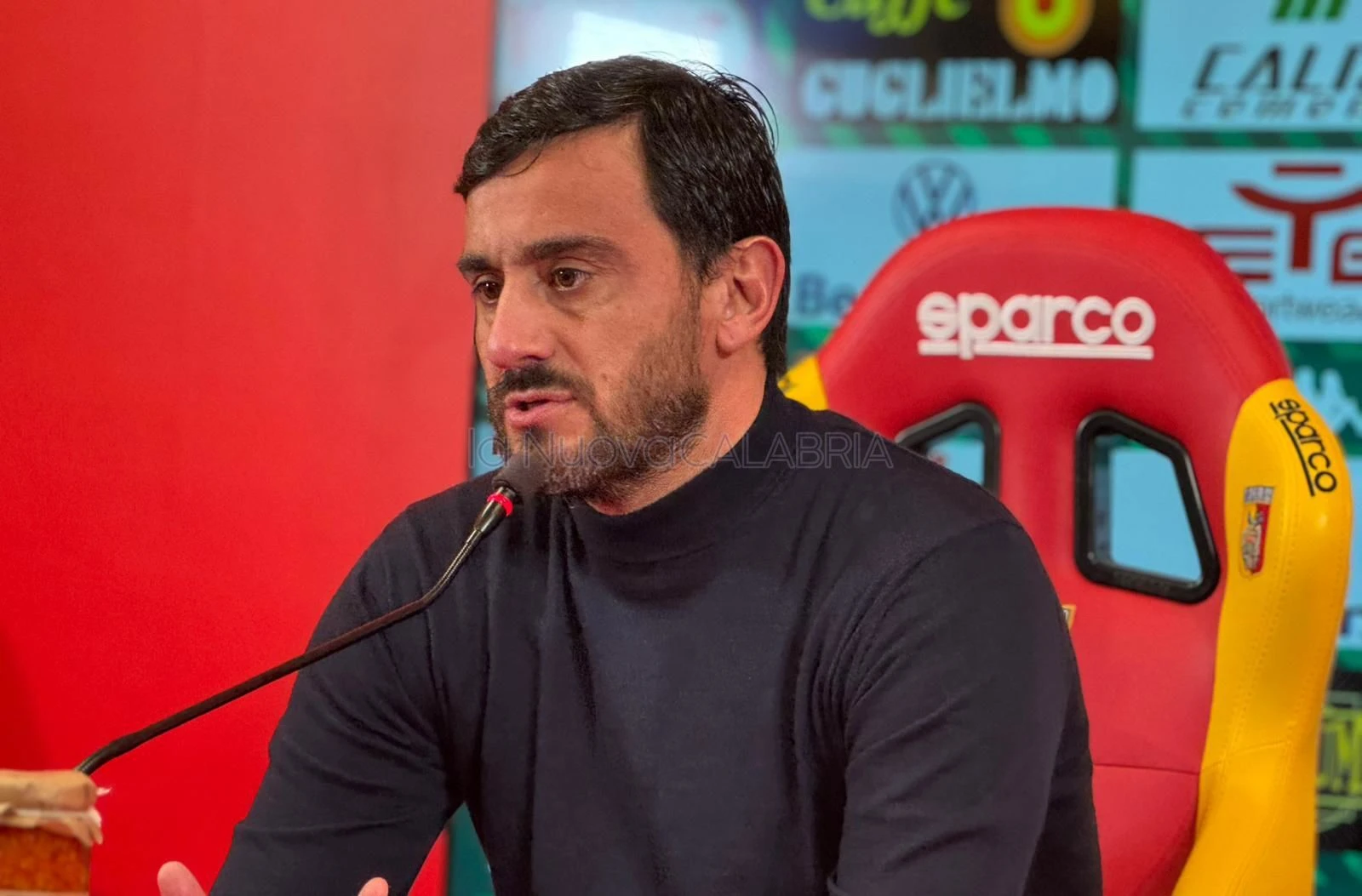 Catanzaro-Reggiana: Aquilani applaude il risultato, ma boccia l’approccio