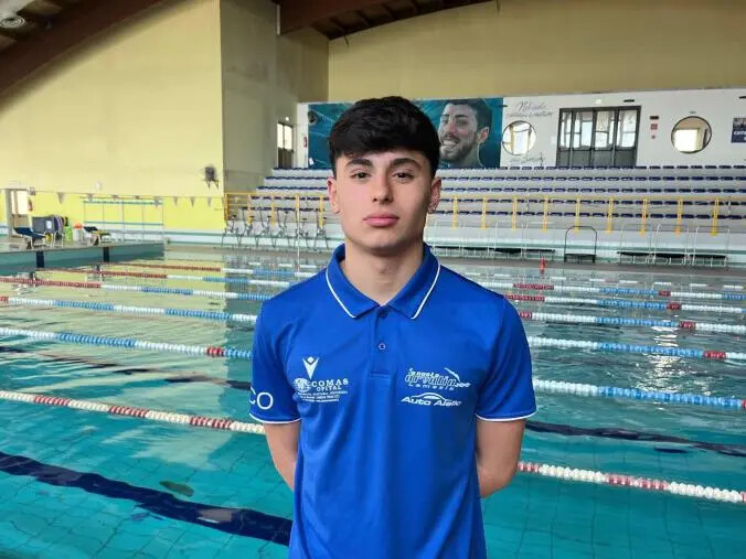 È Demis Lico (Arvalia Nuoto Lamezia) ai Campionati italiani giovanili indoor di Fondo images È Demis Lico (Arvalia Nuoto Lamezia) ai Campionati italiani giovanili indoor di Fondo