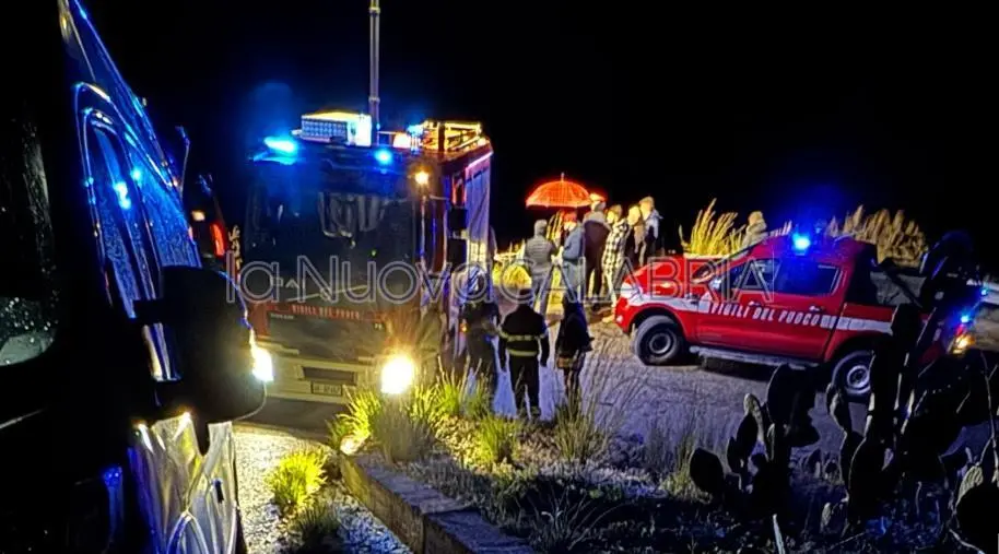 images Incidente mortale a Simeri Crichi, anziano precipita in un burrone con l'auto