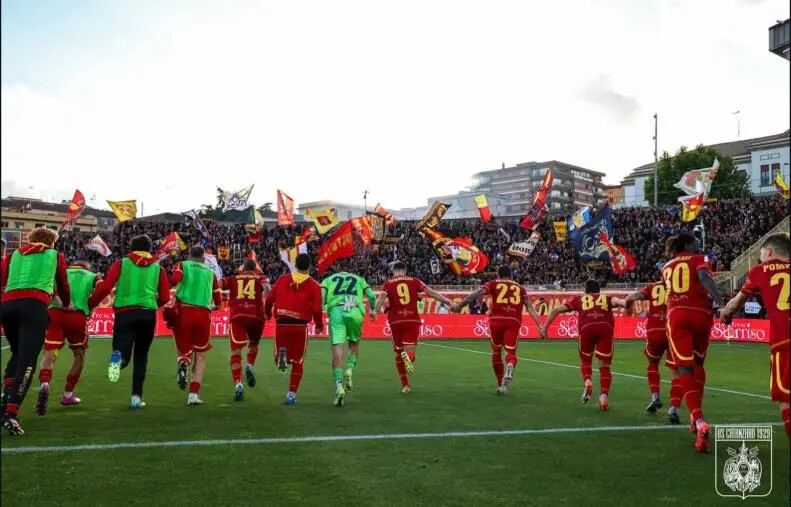 Il corsivo giallorosso. Aquile di...parola: vittoria e il sogno continua images Il corsivo giallorosso. Aquile di...parola: vittoria e il sogno continua