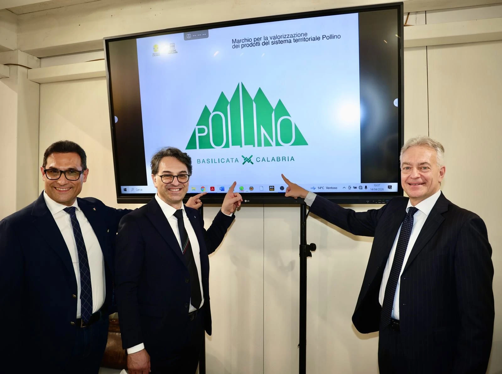 Vinitaly, Calabria e Basilicata presentano il marchio Pollino. Gallo: “Due regioni unite da un unico progetto”