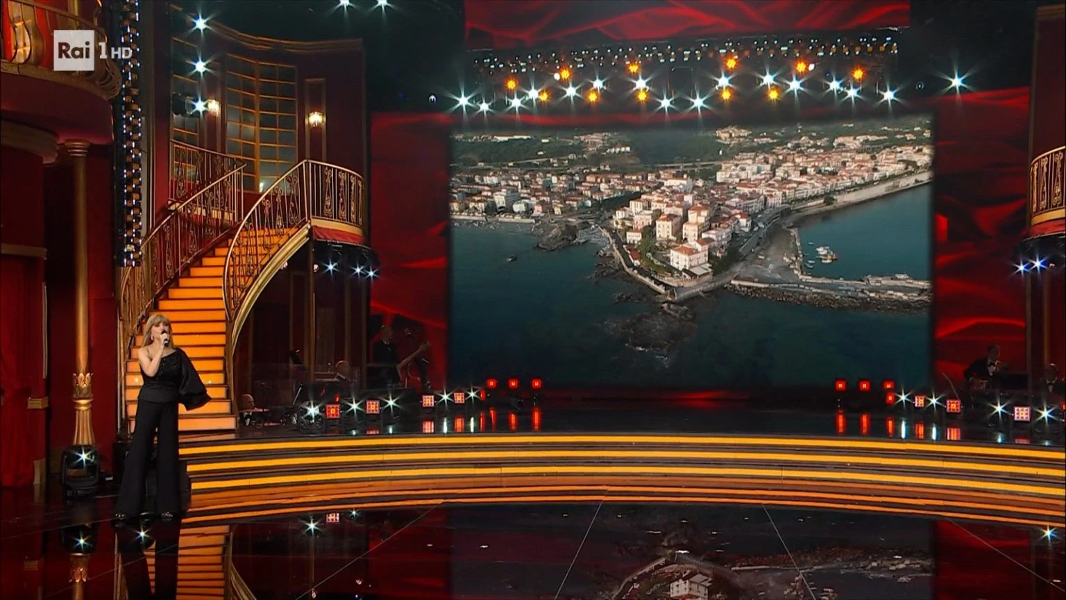 “Ballando con le Stelle”, domani Rai1 al Porto Vecchio di Crotone