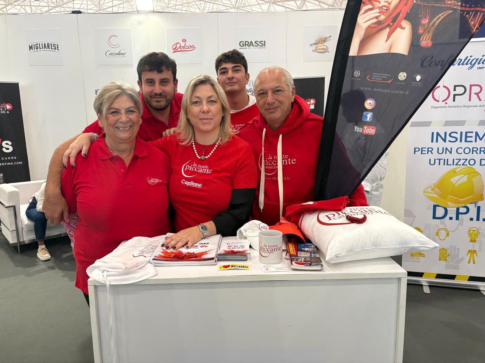 images Catanzaro, a Fiera De Gusto presentata la brochure de "La Notte Piccante 2026"