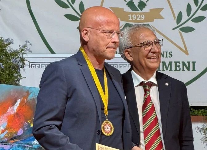 Crotone, il questore Renato Panvino insignito del "Premio Nazionale città di Reggio Calabria" images Crotone, il questore Renato Panvino insignito del "Premio Nazionale città di Reggio Calabria"