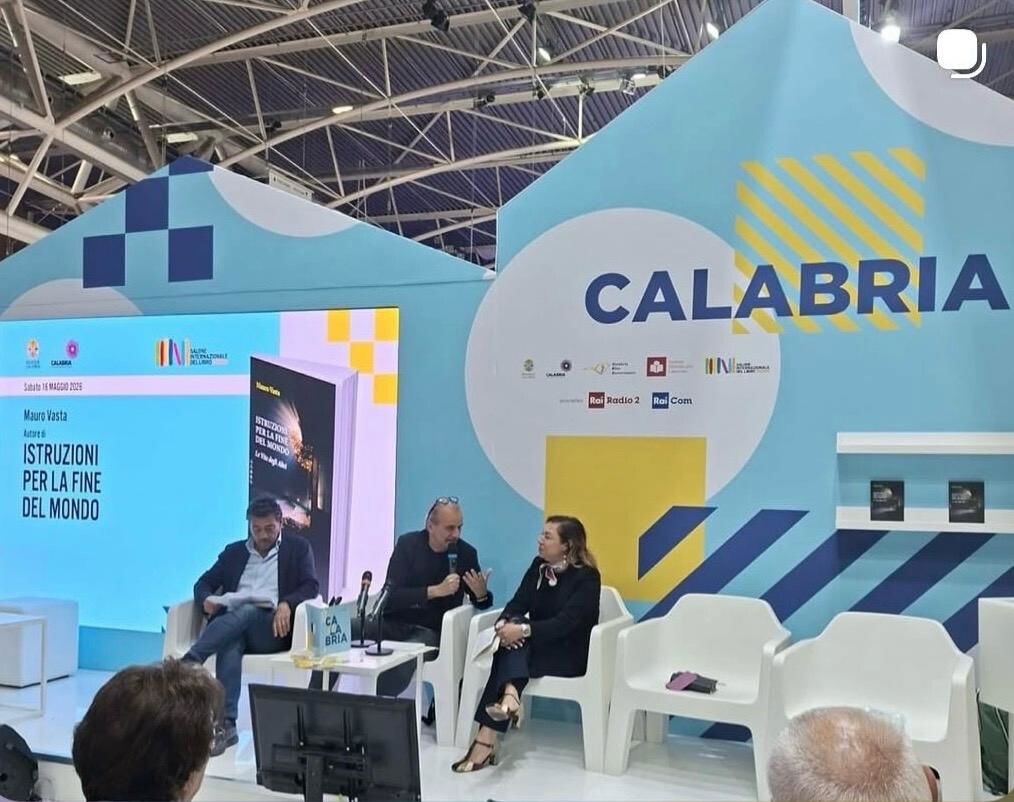 images Successo al Salone del Libro di Torino per lo scrittore lametino Mauro Vasta