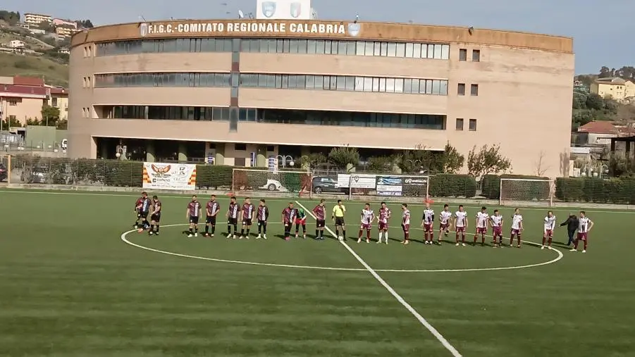 images Calcio, prima categoria: Borgia e Rosarnese non si fanno male. 0 a 0 al "Federale"