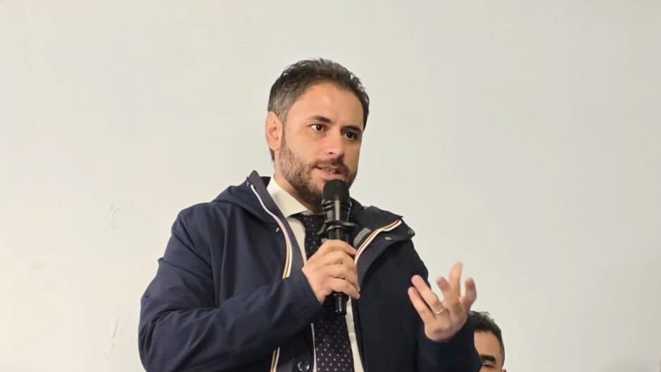 Riduzione rifiuti, Montuoro: “Proroga al 15 gennaio 2026 per il bando da oltre 11 milioni” images Riduzione rifiuti, Montuoro: “Proroga al 15 gennaio 2026 per il bando da oltre 11 milioni”