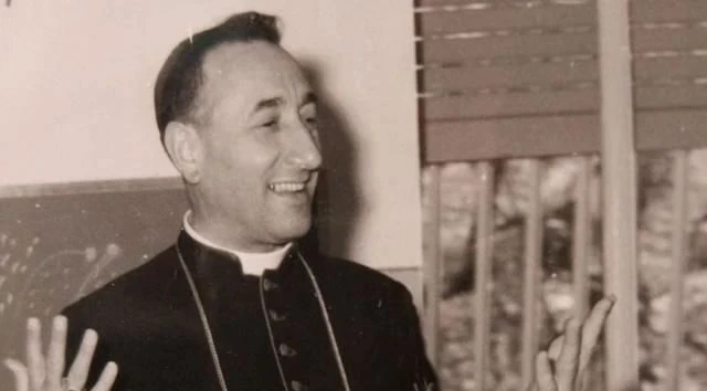 Lamezia, il coro polifonico Concordia Vox ha dedicato un inno a monsignor Vittorio Moietta 
