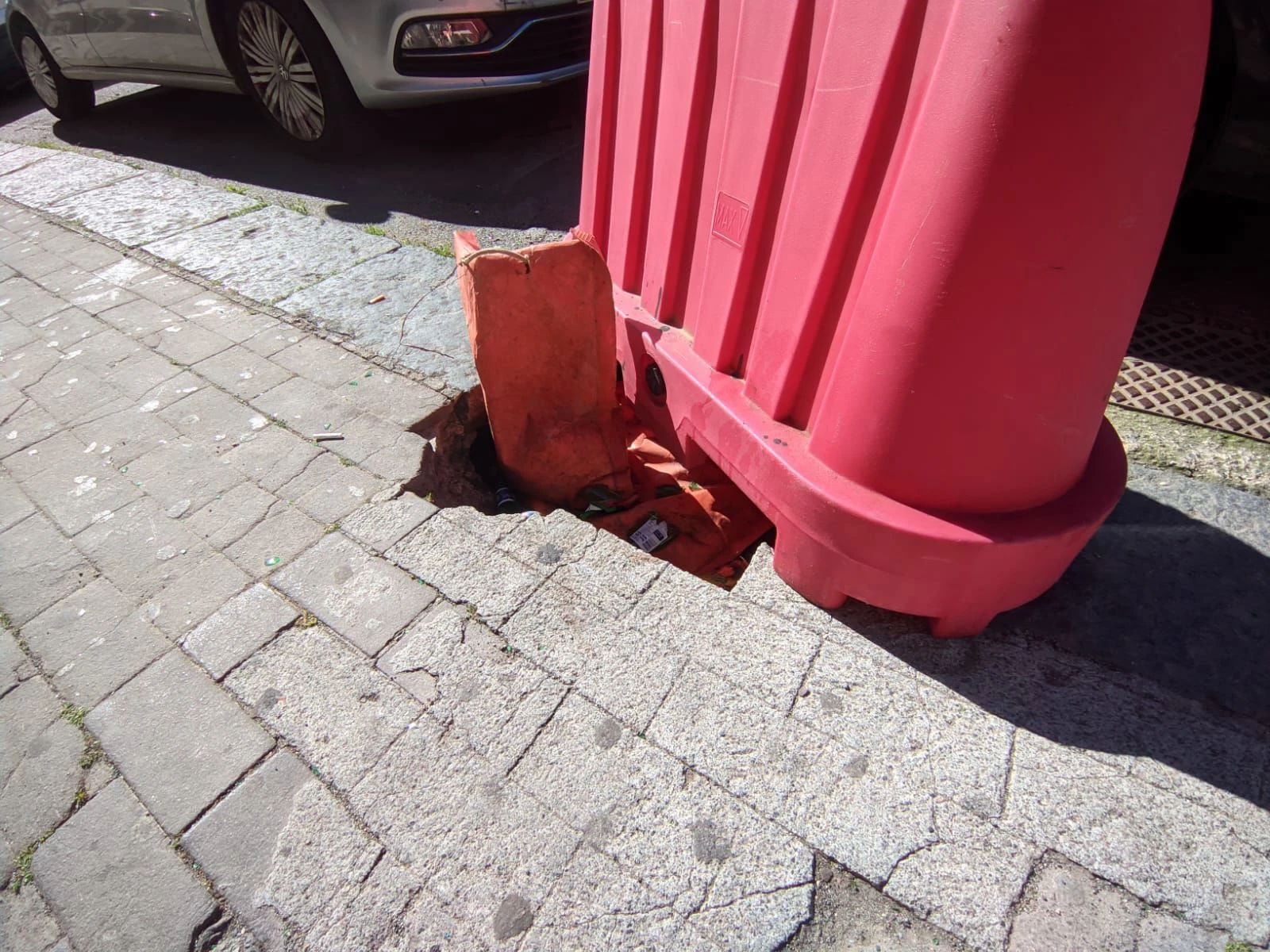 Catanzaro, Pisano (FDI): "Necessari su via Veneto interventi ai marciapiedi e canali di scolo"