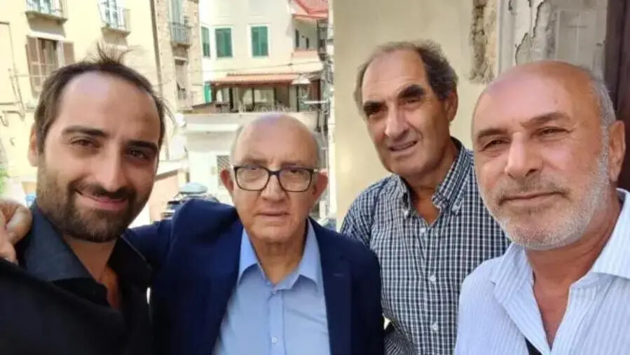 Catanzaro, celebrata una Messa in ricordo di Alcide De Gasperi a 70 anni dalla morte images Catanzaro, celebrata una Messa in ricordo di Alcide De Gasperi a 70 anni dalla morte