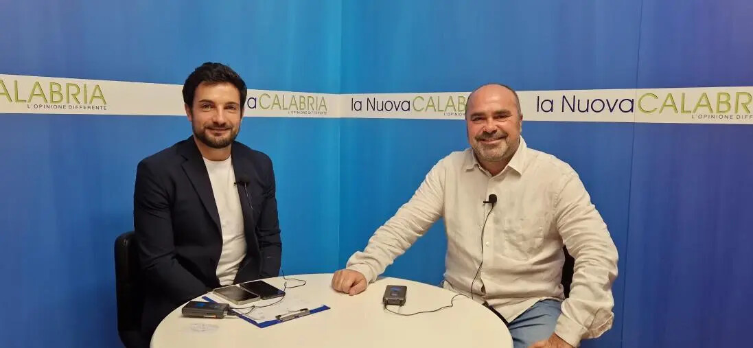 images Catanzaro Capitale, l'alba di una nuova era per i giallorossi (LA DIRETTA)