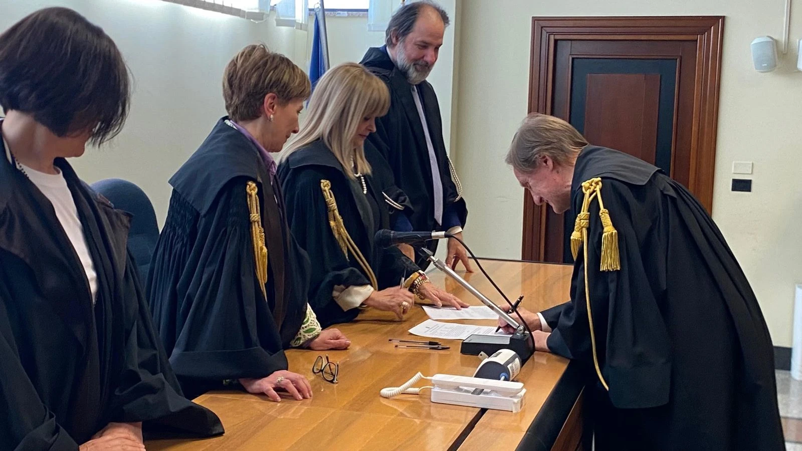 Catanzaro, si insedia il nuovo procuratore del Tribunale per i Minorenni: ecco chi è Michele Sessa
