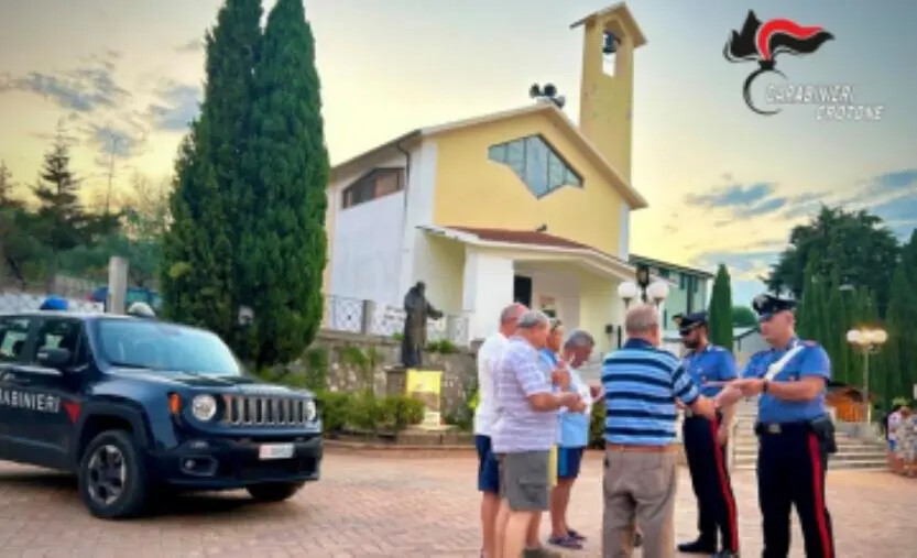 images Truffa del finto carabiniere a un'anziana nel Crotonese ma quelli veri arrestano 2 giovani campani