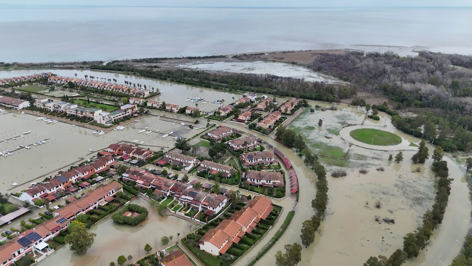 Ciclone Harry, Mancuso e Calabrese: “A sole 48 ore dalla presentazione delle domande eroghiamo  oltre 1,27 milioni”