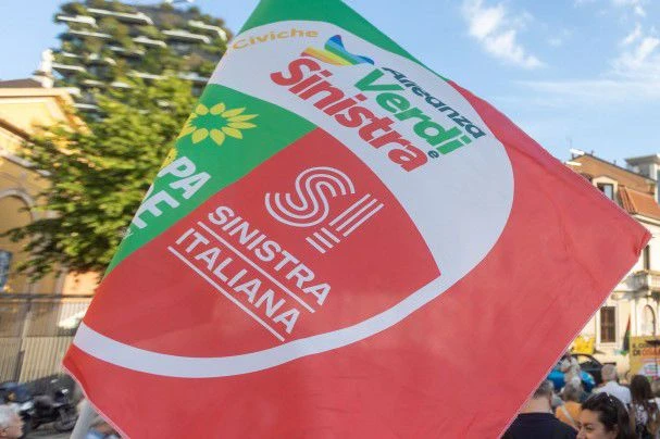 Aggressione nel centro di Catanzaro, Sinistra Italiana: "Non normalizzare la violenza"