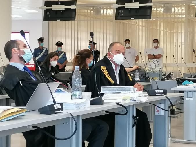 Rinascita Scott. Gratteri shock in aula: “Perito del Tribunale al bar con un imputato agli arresti domiciliari” images Rinascita Scott. Gratteri shock in aula: “Perito del Tribunale al bar con un imputato agli arresti domiciliari”