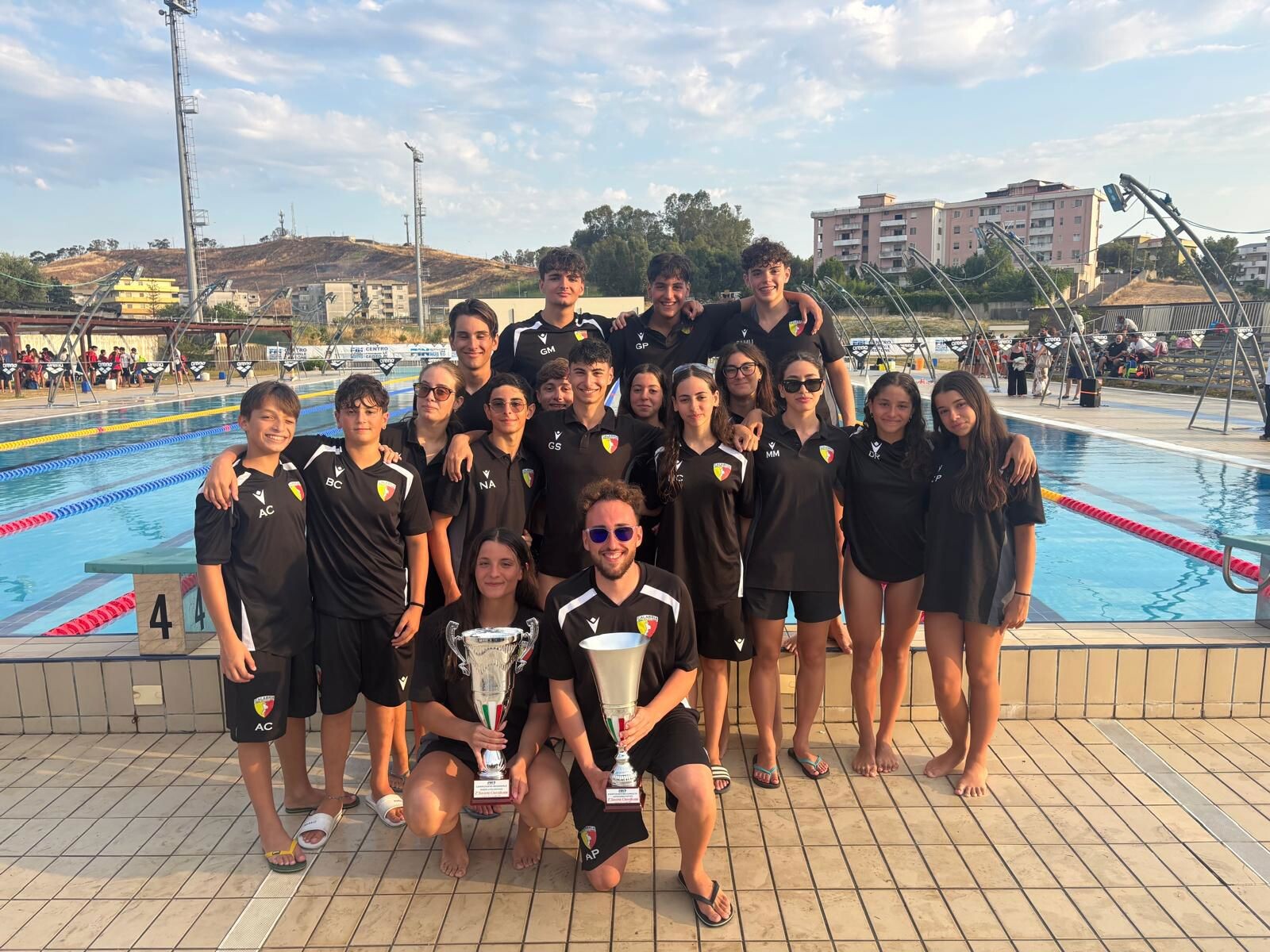 Calabria Swim Race, doppio podio a Crotone: secondo posto agli Assoluti e terzo nei Regionali di Categoria
images Calabria Swim Race, doppio podio a Crotone: secondo posto agli Assoluti e terzo nei Regionali di Categoria