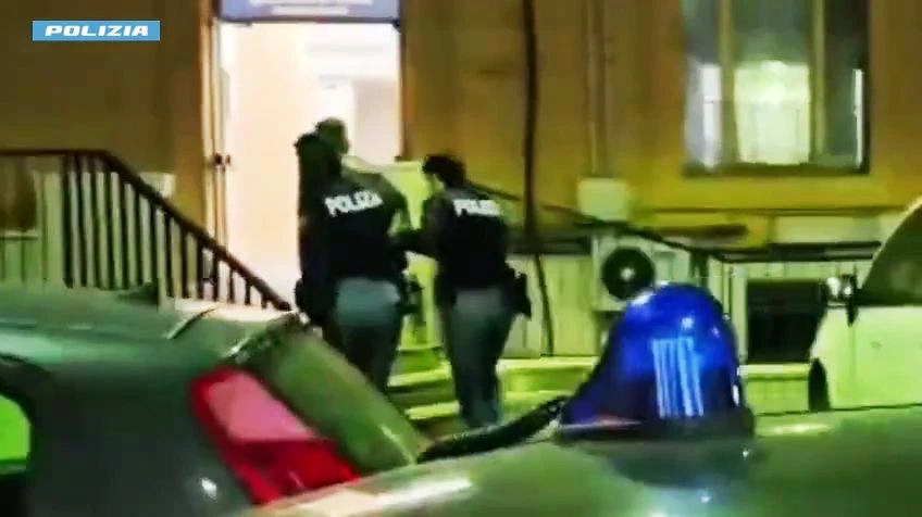 Blitz della polizia in tutta Italia: a Crotone 2 arresti e sequestri di droga