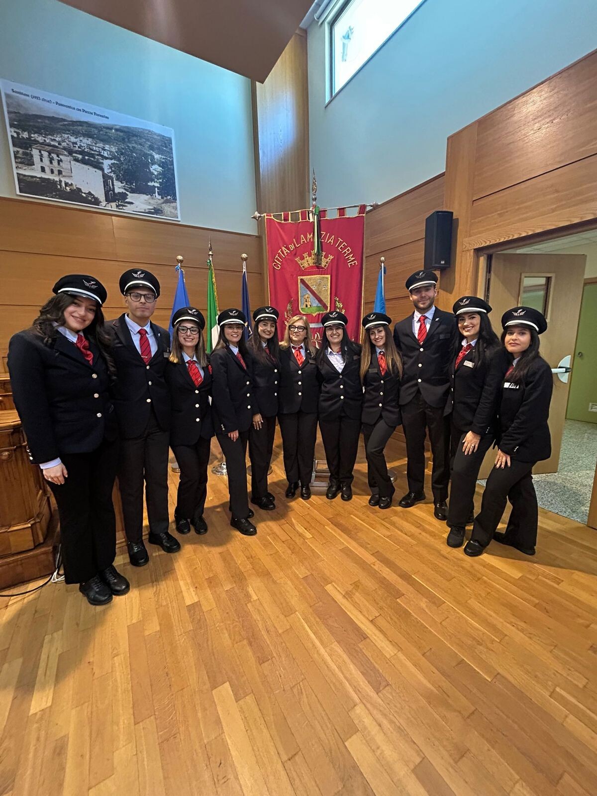 images Trenitalia, cerimonia di giuramento per 10 nuovi capitreno in Calabria

 