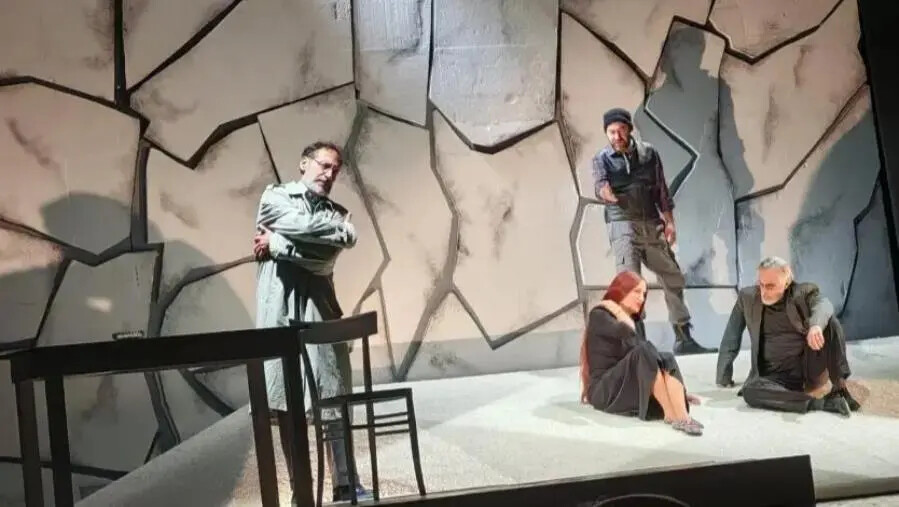 images A Catanzaro la ballata stratificata ed intensa di un sogno balcanico per Ama Calabria al Comunale 