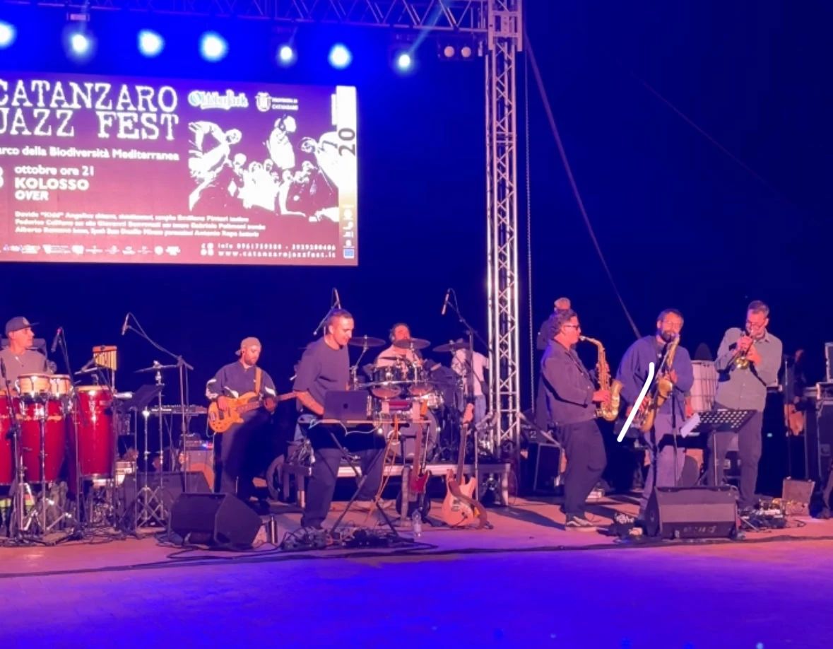 Catanzaro Jazz Fest, i Kolosso conquistano il Parco della Biodiversità con il ritmo di "Over"
