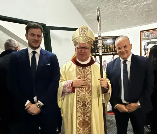 images Affidato realizza il Pastorale per l’insediamento di S.E. Mons. Alberto Torriani