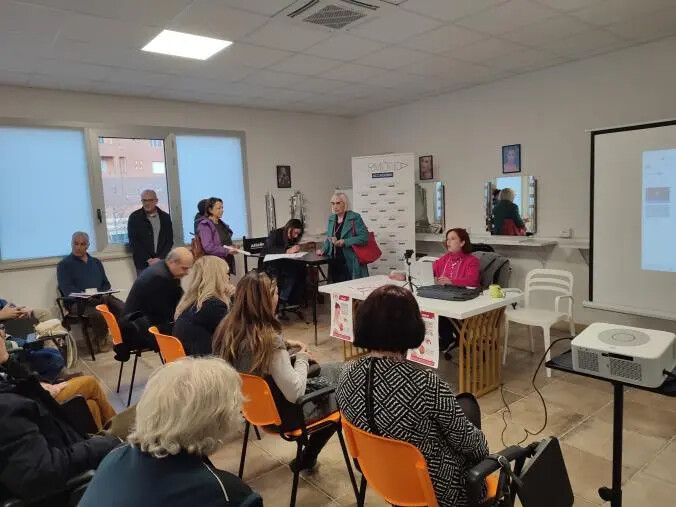 images Catanzaro, al via la campagna referendaria "#permiofiglioscelgoio"