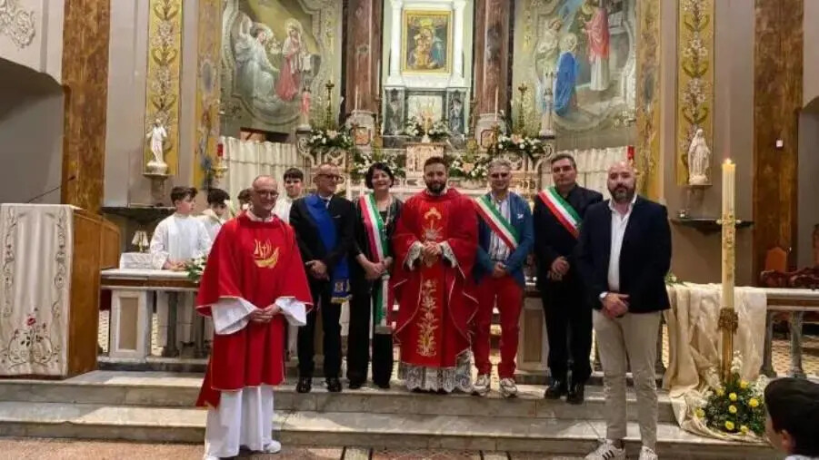 Alla Festa della Madonna di Porto anche i tifosi giallorossi per esprimere la devozione alla Vergine images Alla Festa della Madonna di Porto anche i tifosi giallorossi per esprimere la devozione alla Vergine