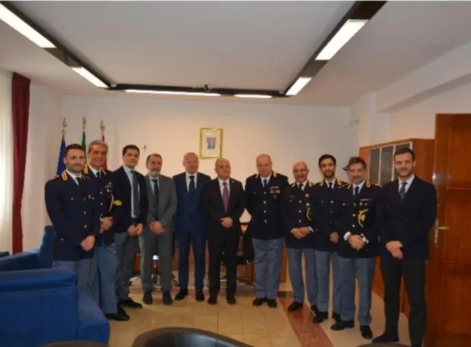 images Crotone, visita in Questura del procuratore Gratteri e del sottosegretario Ferro