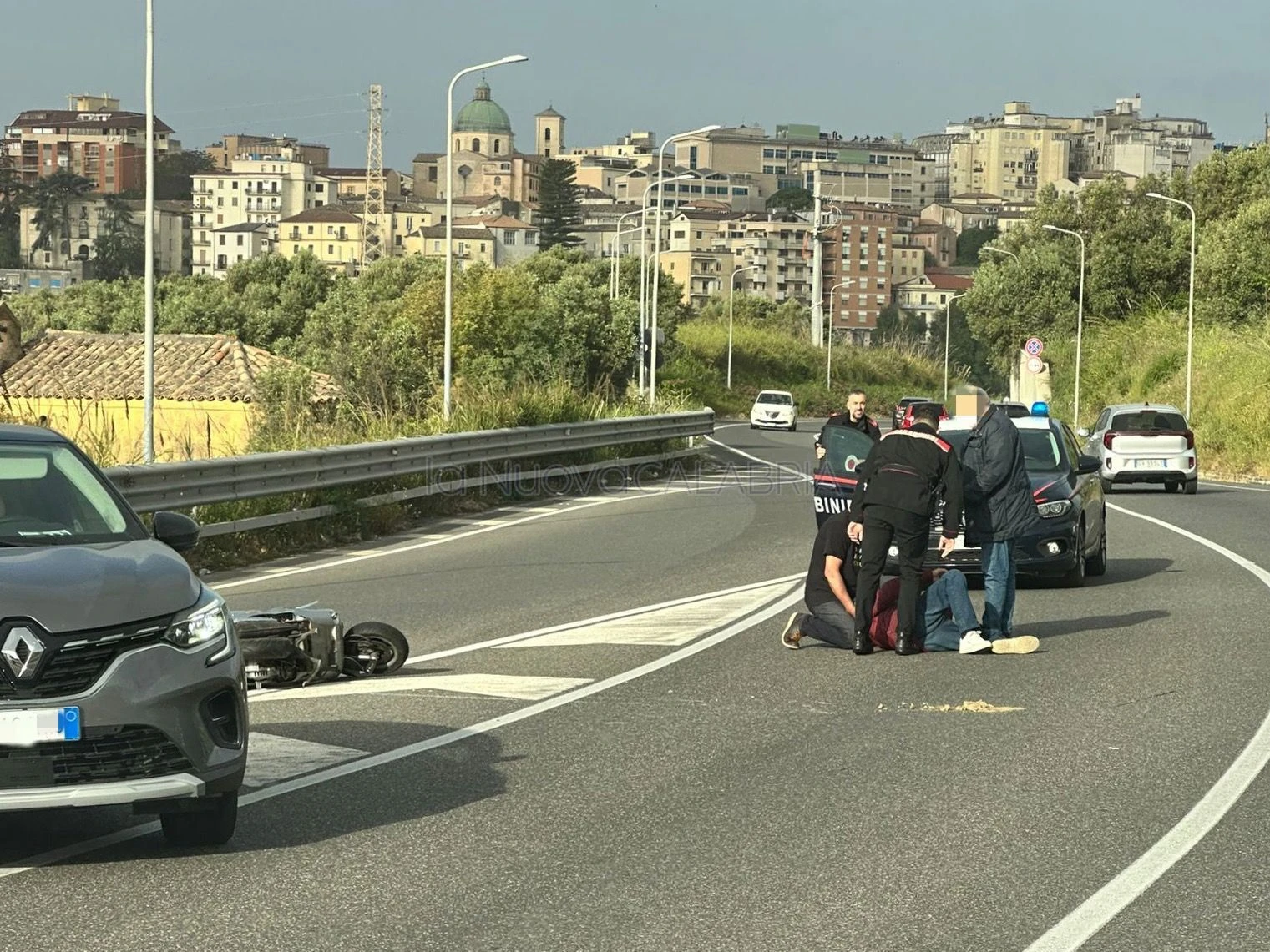 Catanzaro, incidente sul viadotto del Musofalo: motociclista a terra, rallentamenti al traffico