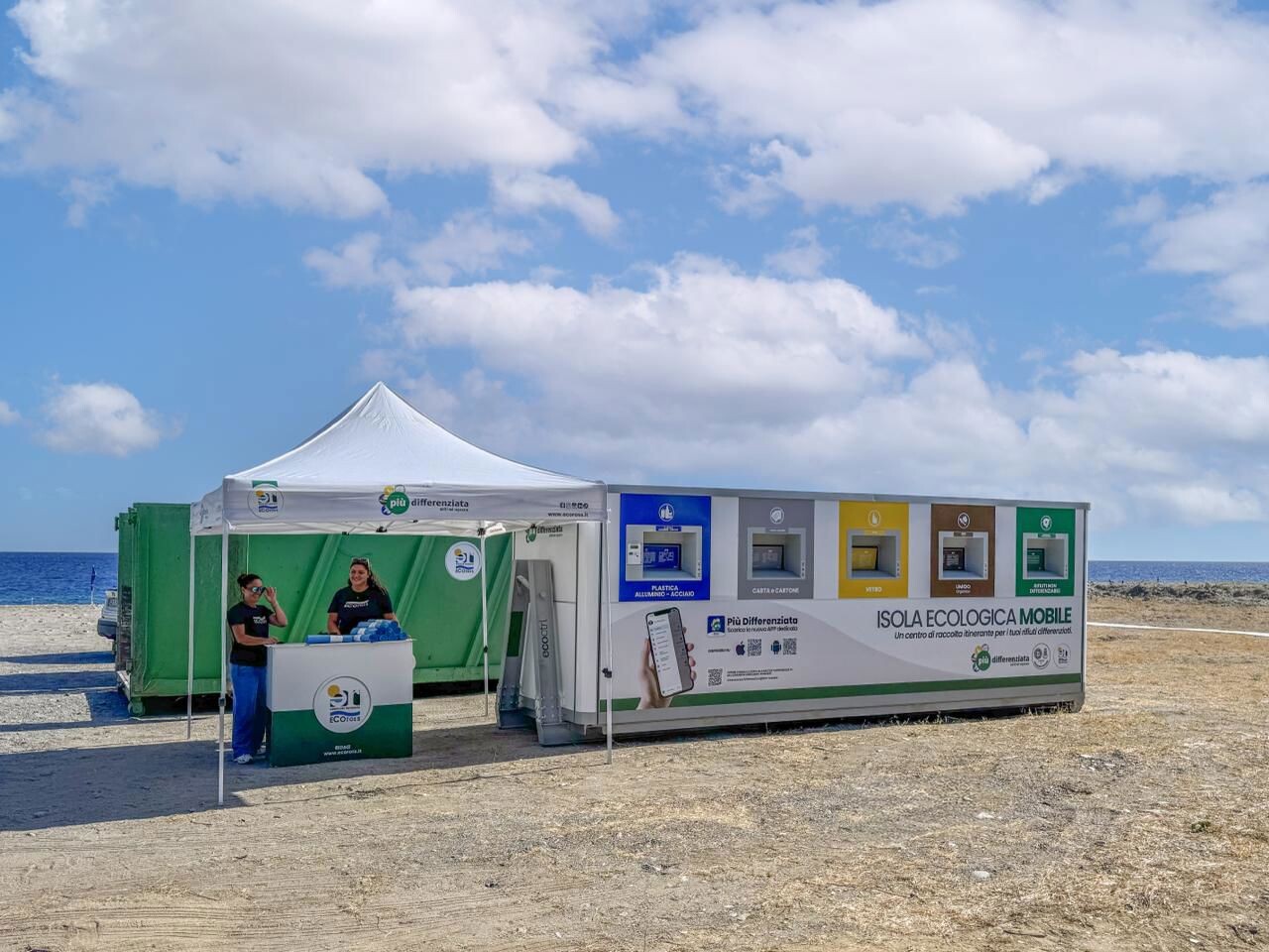 Corigliano-Rossano, servizi più vicini ai cittadini: torna il Centro di raccolta mobile images Corigliano-Rossano, servizi più vicini ai cittadini: torna il Centro di raccolta mobile