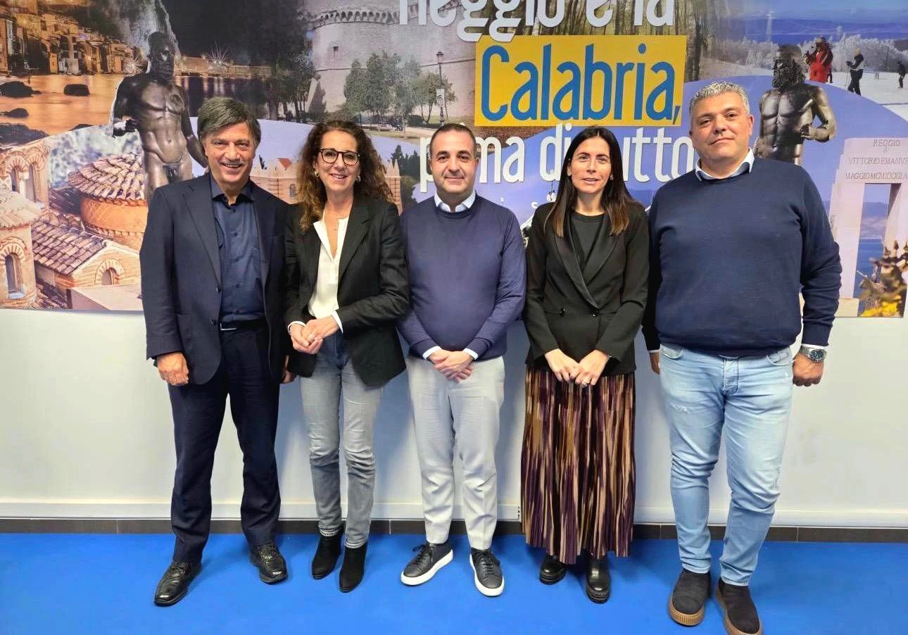Elezioni a Crotone e Reggio Calabria, riunione del centrodestra 